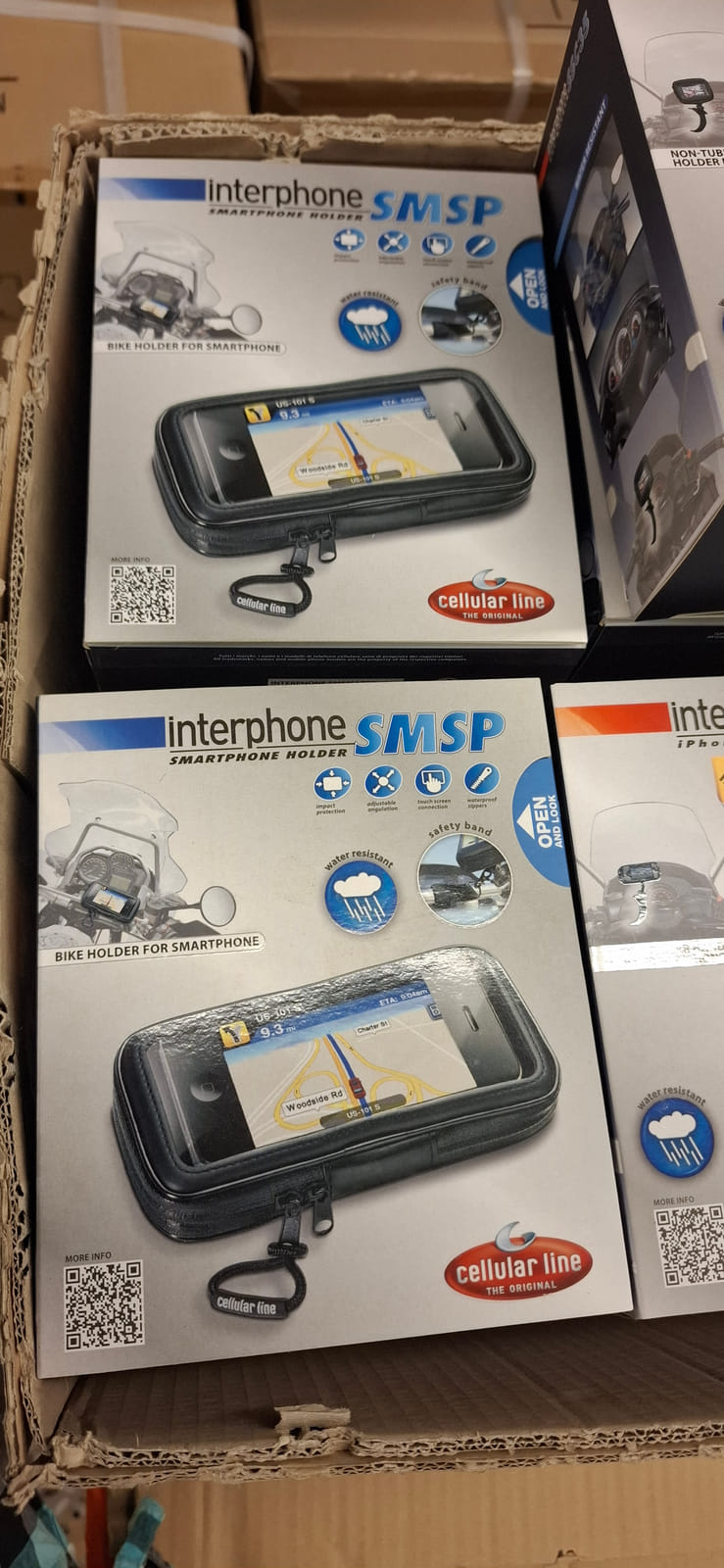 Cellularline Interphone -puhelin- ja GPS-telineitä. Esa T Tiainen Oy (2820807-3) konkurssipesä