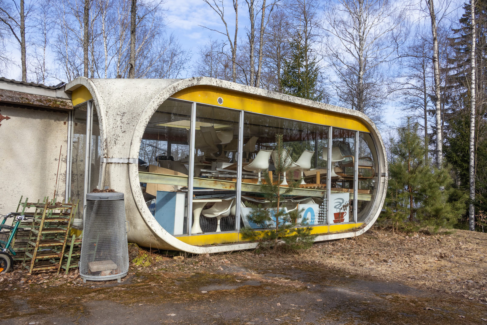 Venturo-moduli. Kuolinpesä myy historiallisen Matti Suurosen suunnitteleman kokonaisuuden.