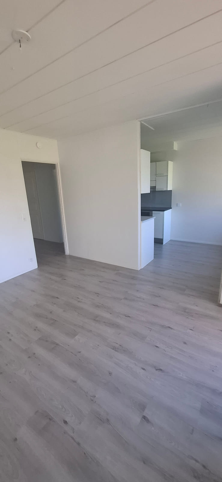 Rivitaloasunto, Nummisuutarinkatu 9, Kotka. HMJV Invest Oy -konkurssipesä (2814261-7)