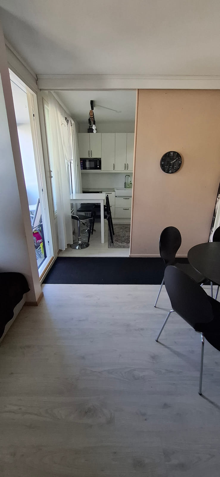 Kerrostalokolmio. Pajamäenkatu 27, Kotka, HMJV Invest Oy -konkurssipesä (2814261-7)