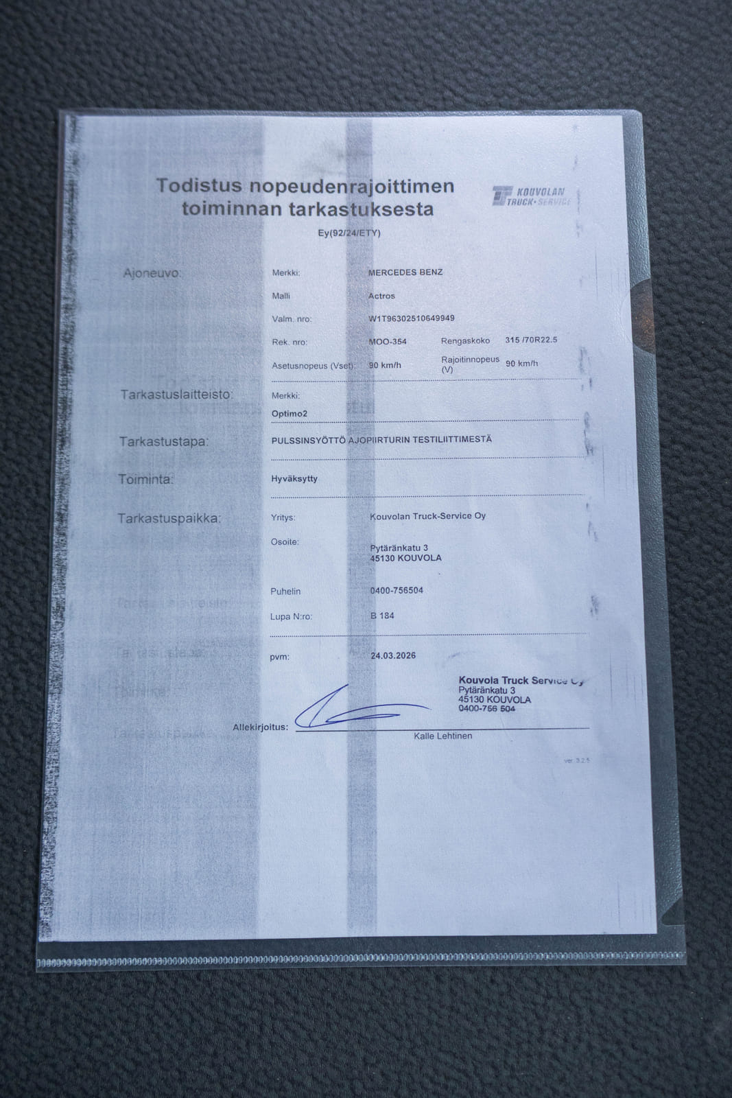 Mercedes-Benz Actros -kuorma-auto (MOO-354), MPT-Jakelu Oy konkurssipesä (2680888-4)