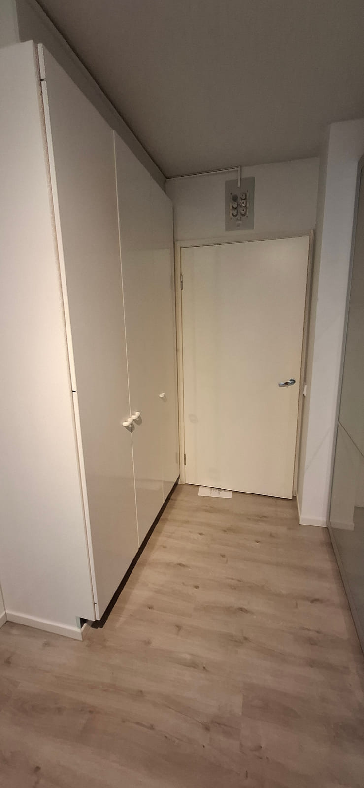 Kerrostalokaksio. Aarnenkatu 2, Hamina, HMJV Invest Oy -konkurssipesä (2814261-7)