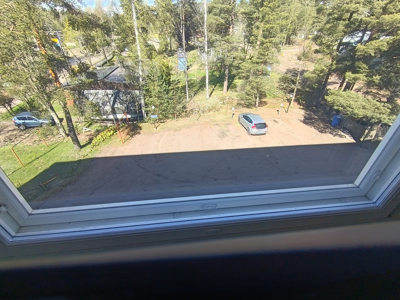 Kerrostalokaksio. Aarnenkatu 2, Hamina, HMJV Invest Oy -konkurssipesä (2814261-7)