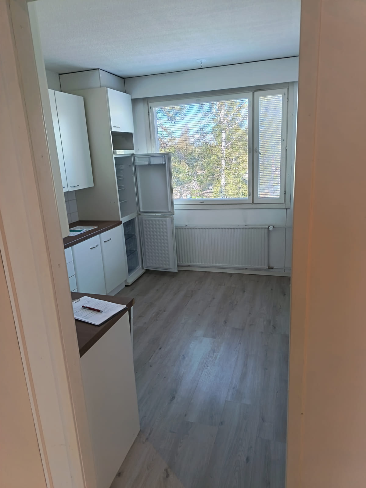 Kerrostalokaksio. Aarnenkatu 2, Hamina, HMJV Invest Oy -konkurssipesä (2814261-7)