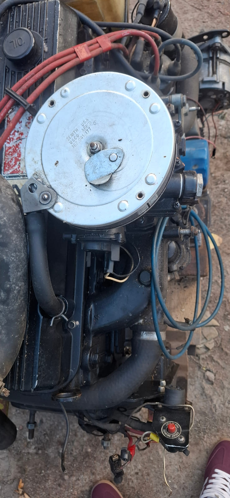 Kuolinpesä Heino myy  MerCruiser 470 -venemoottorin.