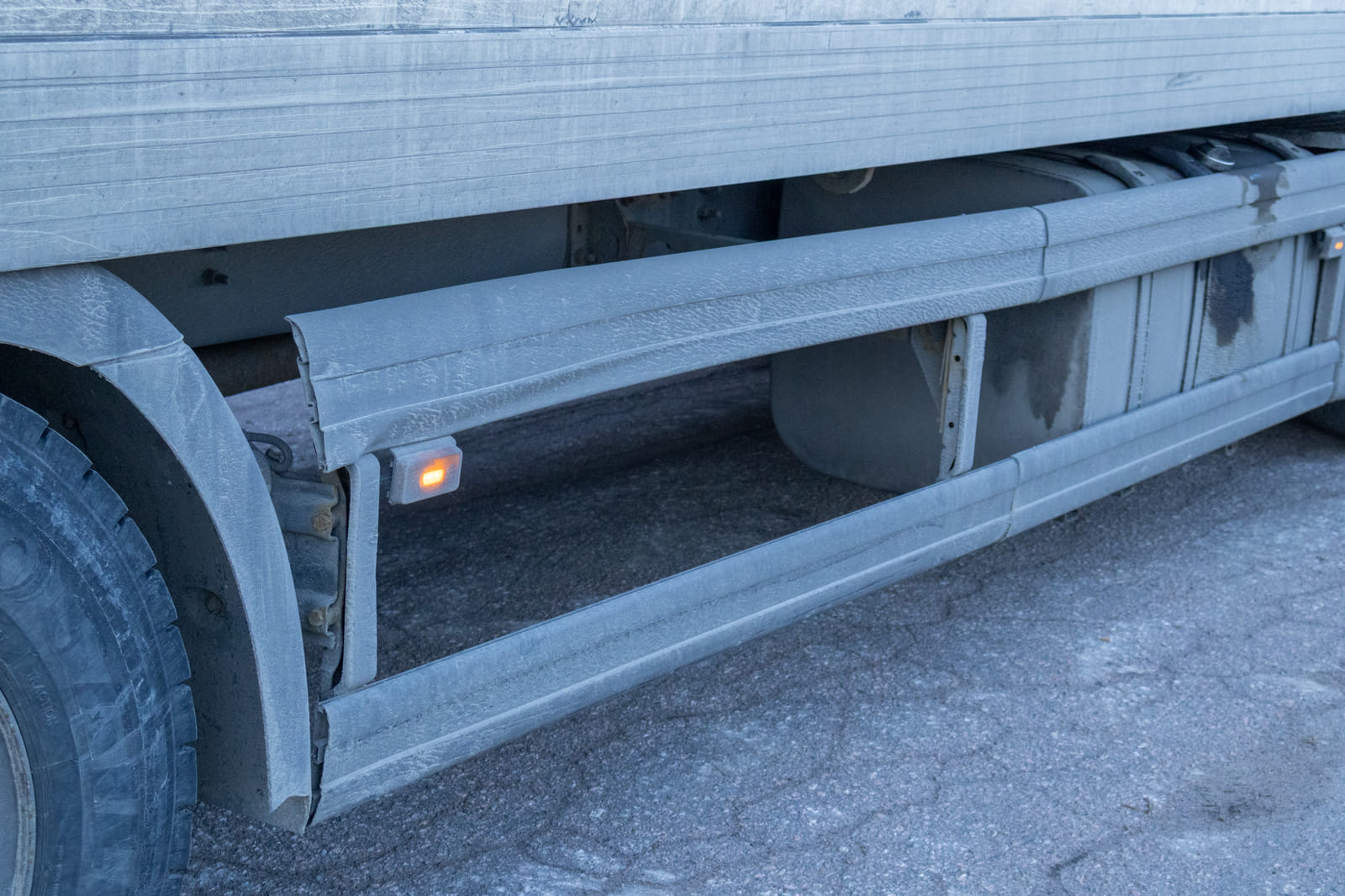 Scania P280 jakari (BVA-510).MPT-Jakelu Oy konkurssipesä (2680888-4)