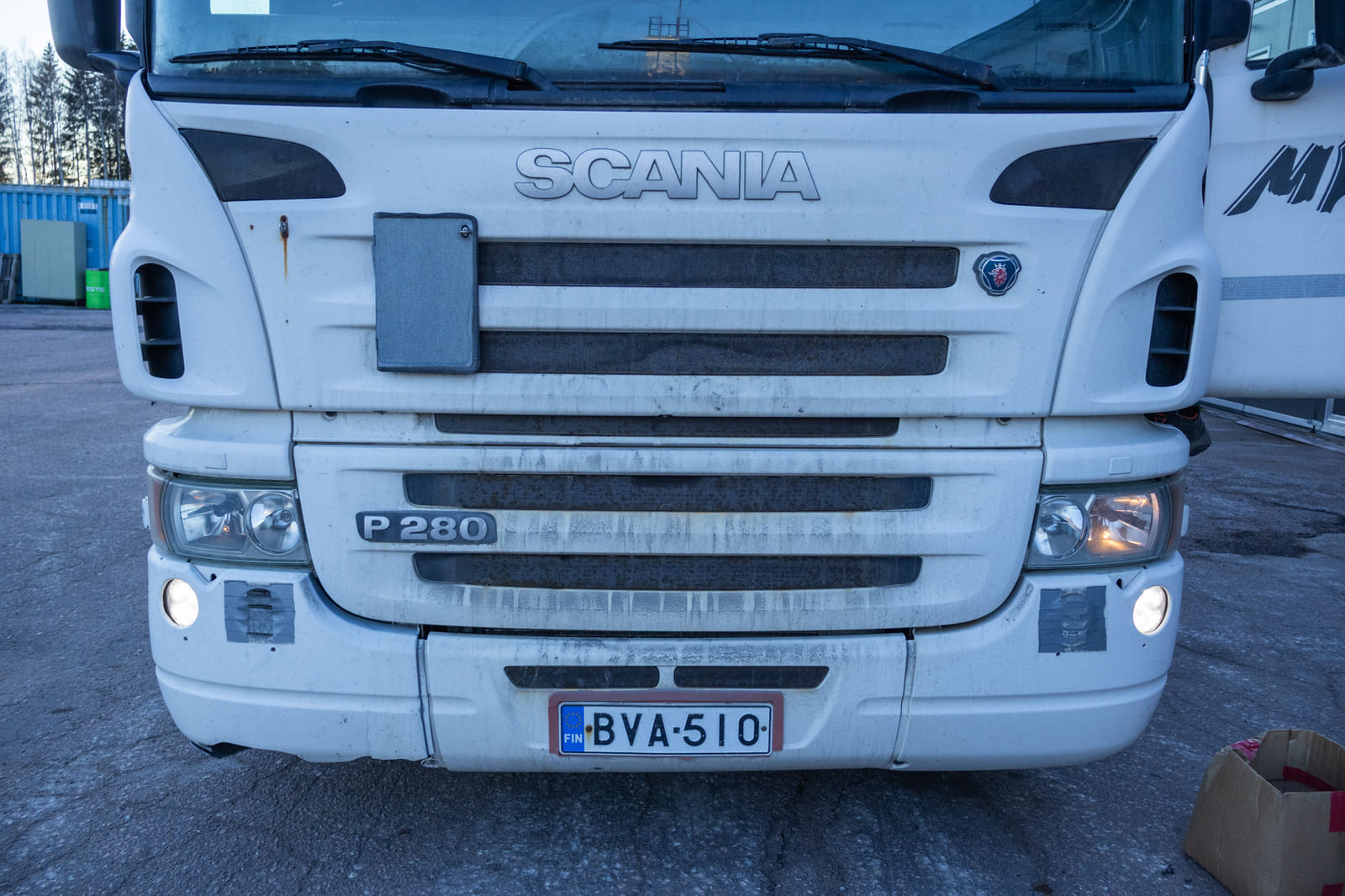 Scania P280 jakari (BVA-510).MPT-Jakelu Oy konkurssipesä (2680888-4)
