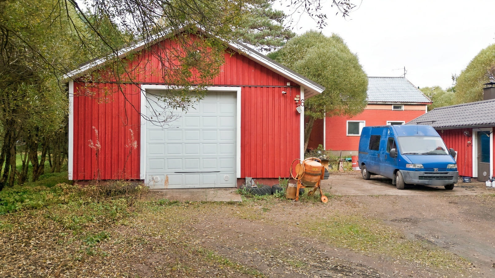 Konkurssipesän omakotitalo Kuusankoskella. Sipono Oy (0990563-1)  konkurssipesä