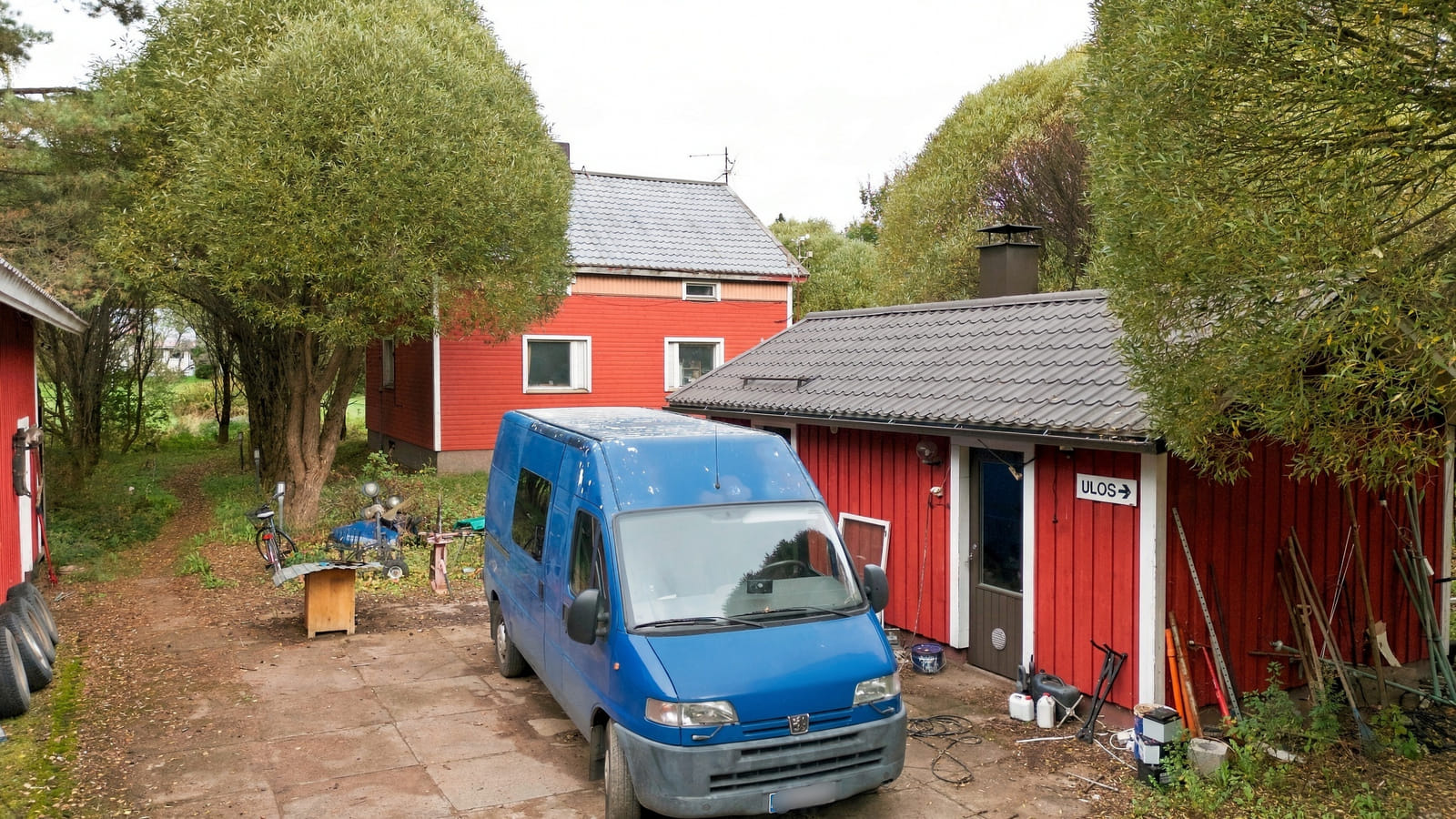Konkurssipesän omakotitalo Kuusankoskella. Sipono Oy (0990563-1)  konkurssipesä