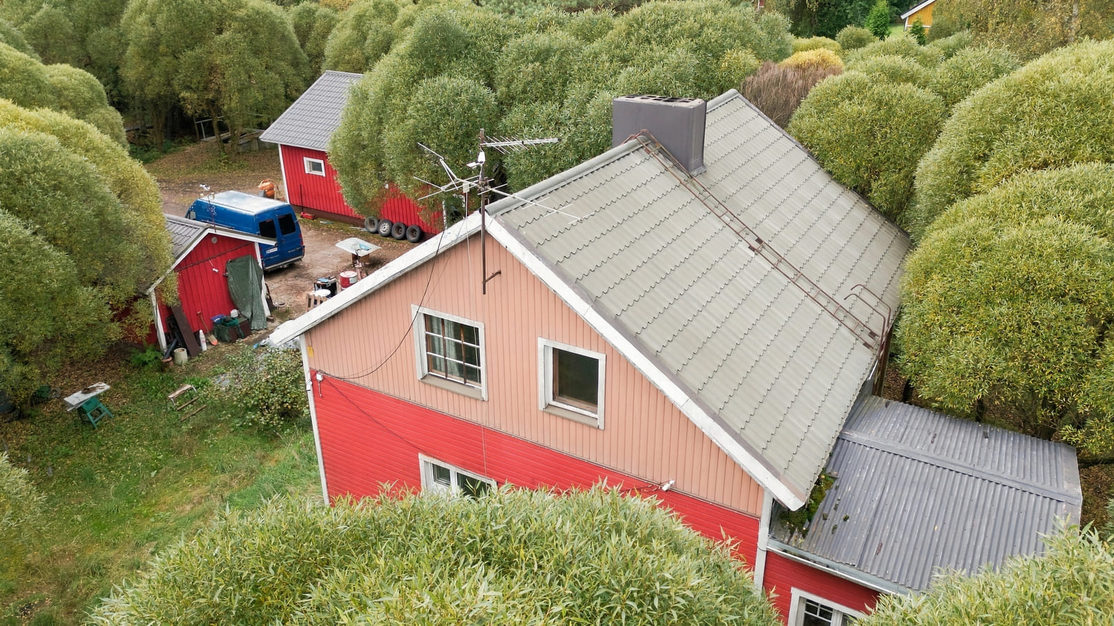 Konkurssipesän omakotitalo Kuusankoskella. Sipono Oy (0990563-1)  konkurssipesä