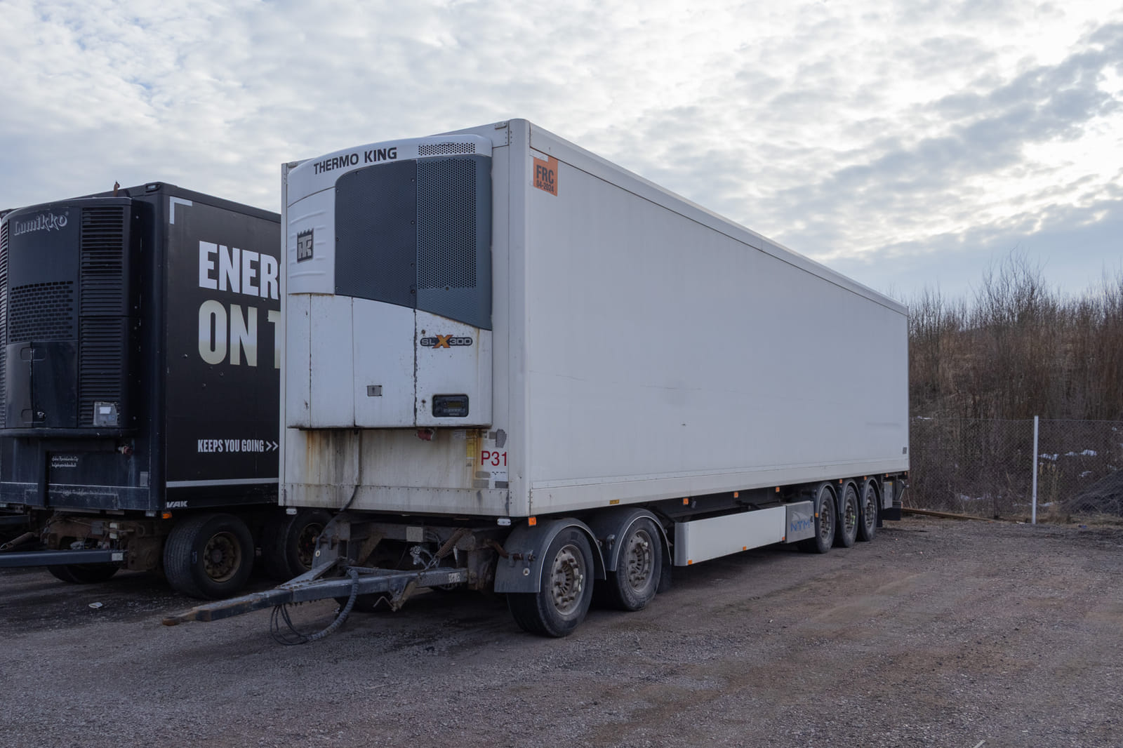 NTM  täysperävaunu – Thermo King kylmäkone( WWM-449).MPT-Jakelu Oy konkurssipesä (2680888-4)