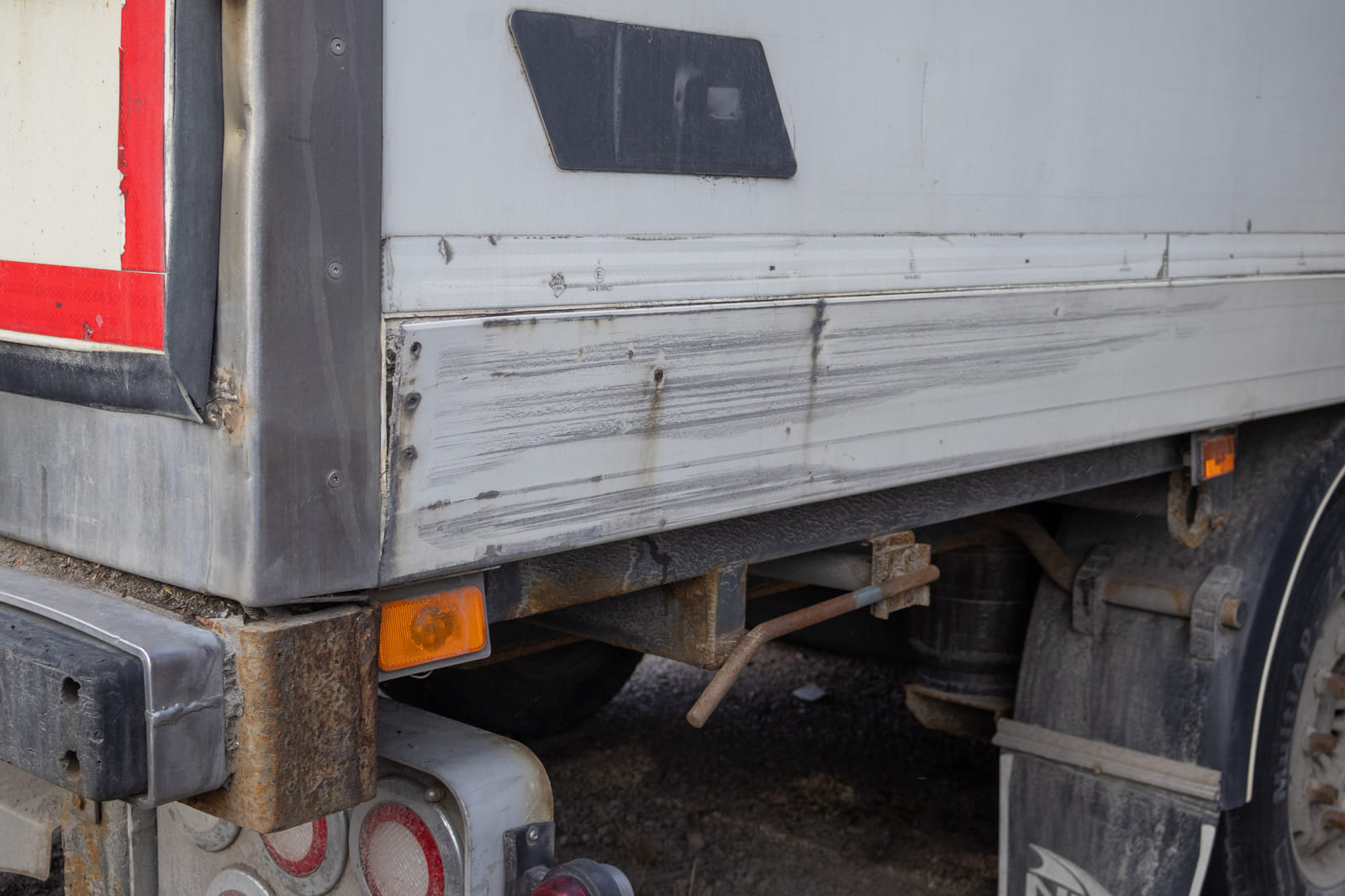 NTM  täysperävaunu – Thermo King kylmäkone( WWM-449).MPT-Jakelu Oy konkurssipesä (2680888-4)