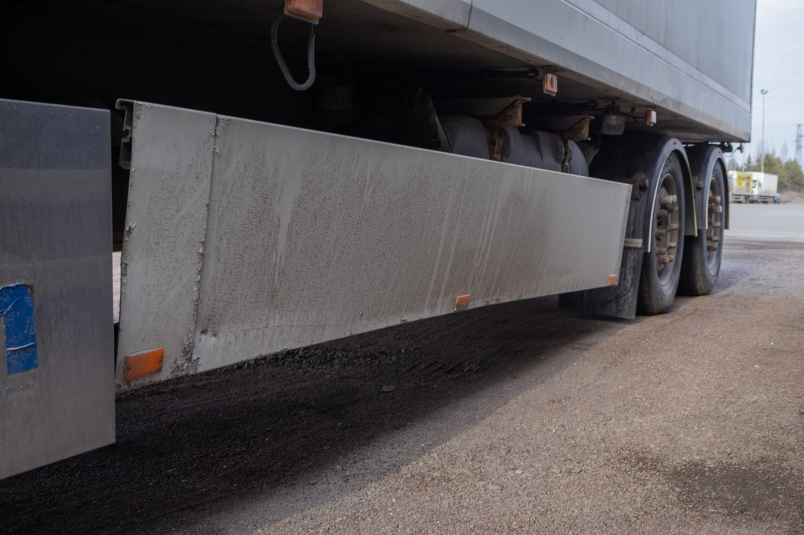 NTM  täysperävaunu – Thermo King kylmäkone( WWM-449).MPT-Jakelu Oy konkurssipesä (2680888-4)