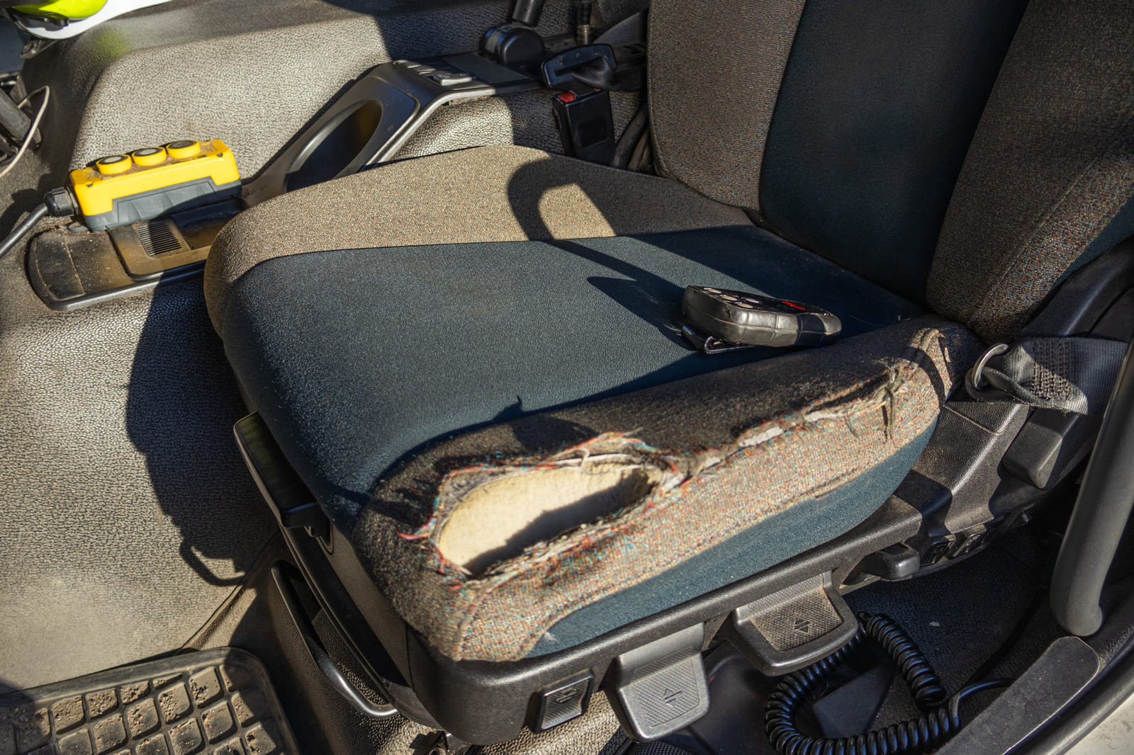 Volvo FE 42 R-D8 (ENB-426). MPT-Jakelu Oy konkurssipesä (2680888-4)