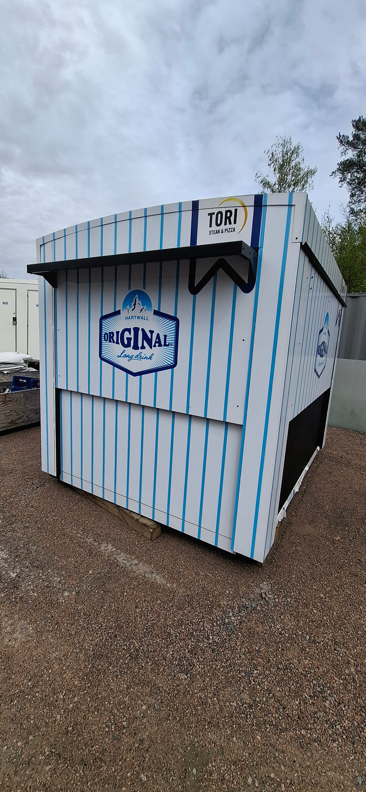 Top box- siirrettövä myyntikoju. BDB Finland Oy konkurssipesä 3426528-5