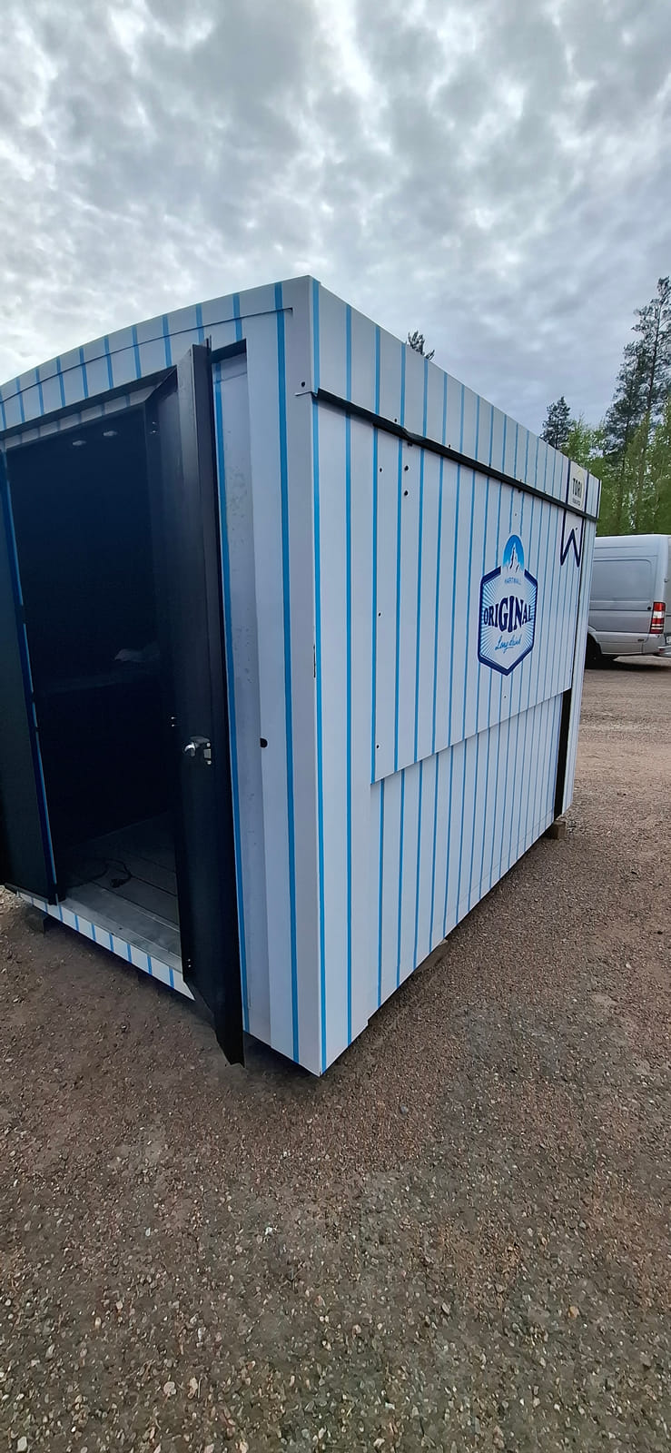 Top box- siirrettövä myyntikoju. BDB Finland Oy konkurssipesä 3426528-5