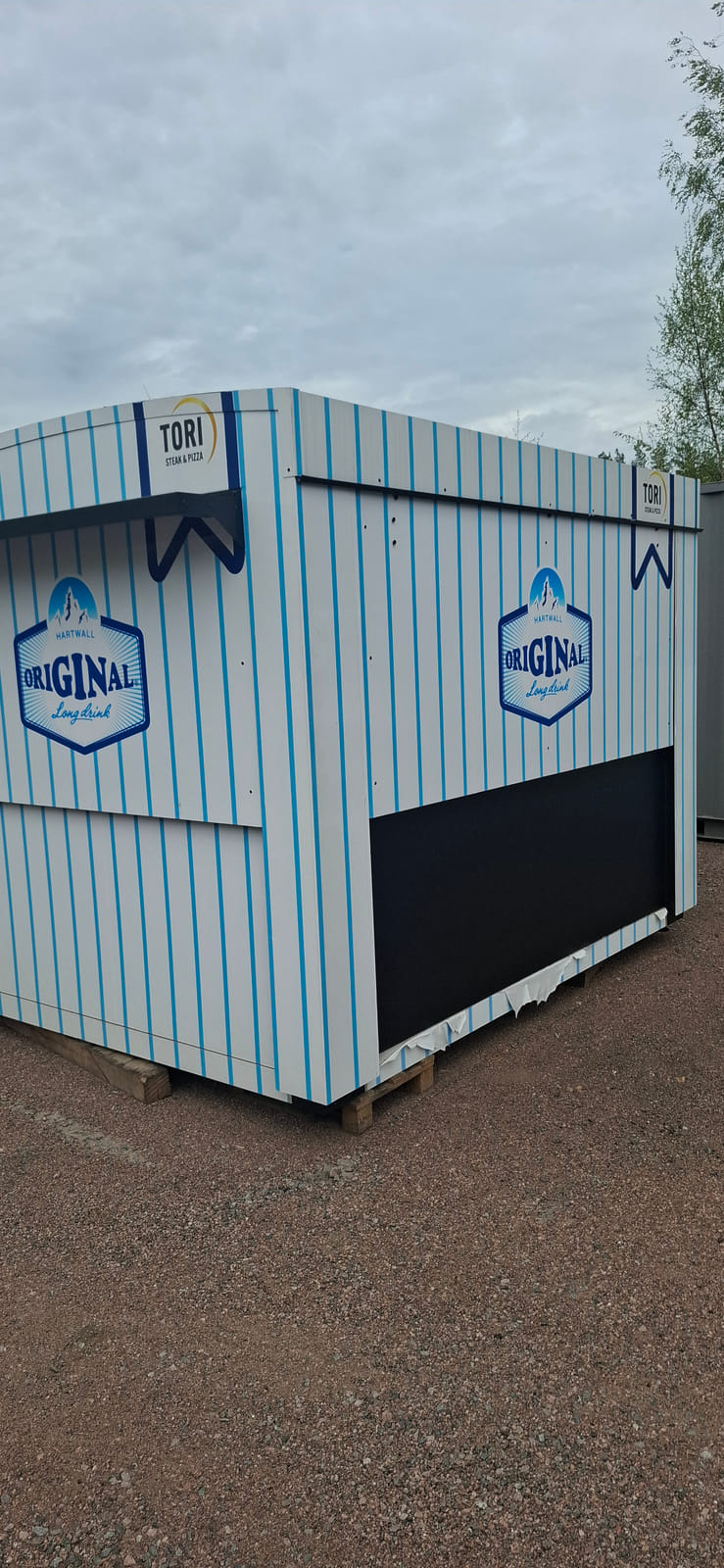 Top box- siirrettövä myyntikoju. BDB Finland Oy konkurssipesä 3426528-5