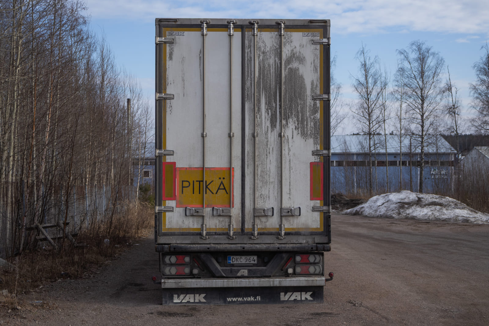 VAK kylmäperävaunu + Thermo King kylmäkone. MPT-Jakelu Oy konkurssipesä (2680888-4)