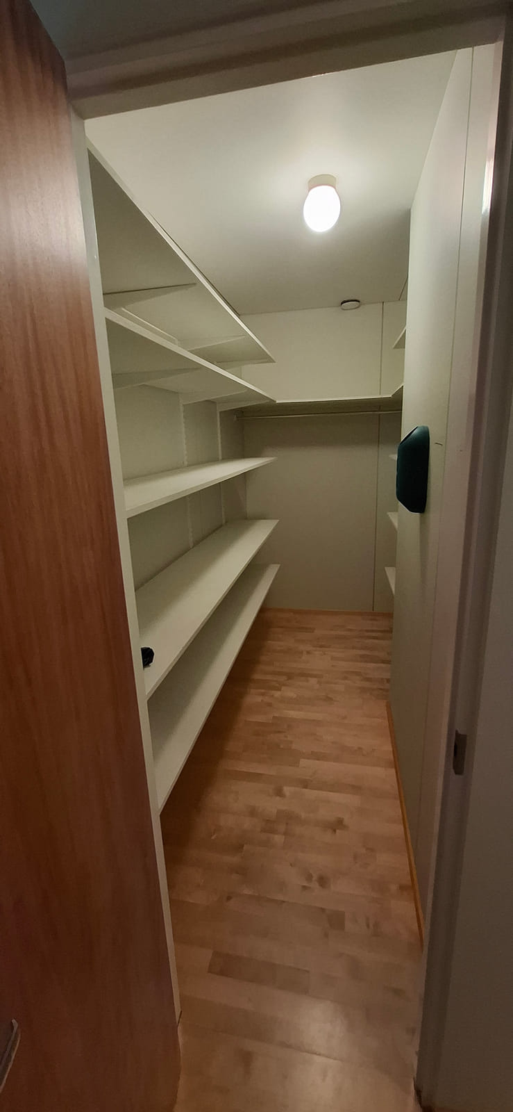 Kuolinpesä myy – siisti ja hyvin pidetty rivitalokaksio omalla saunalla, Jaalassa