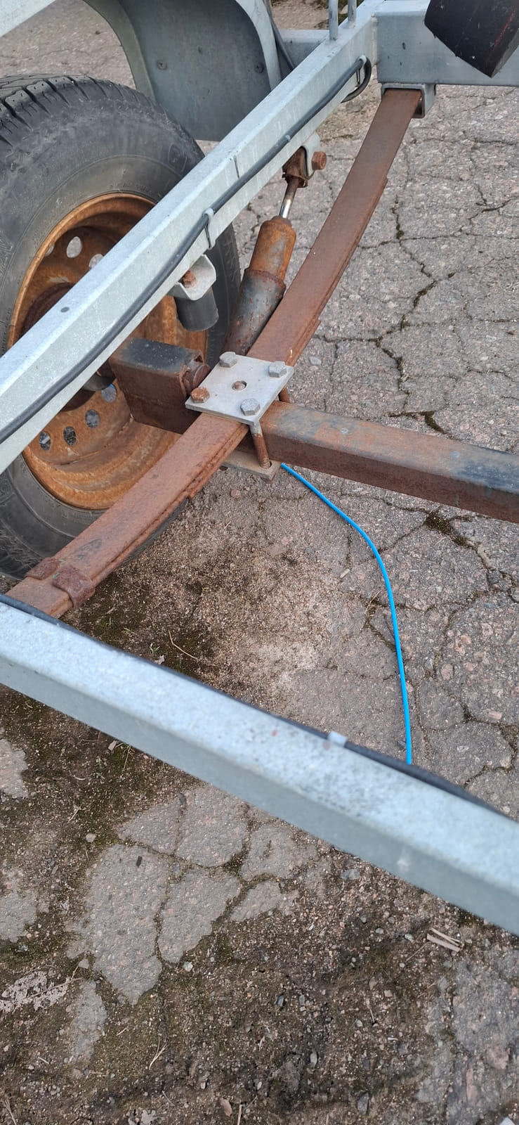 Venetraileri AKU 750. Tmi 360 Rakennus ja LVI palvelut (2928055-2) konkurssipesä