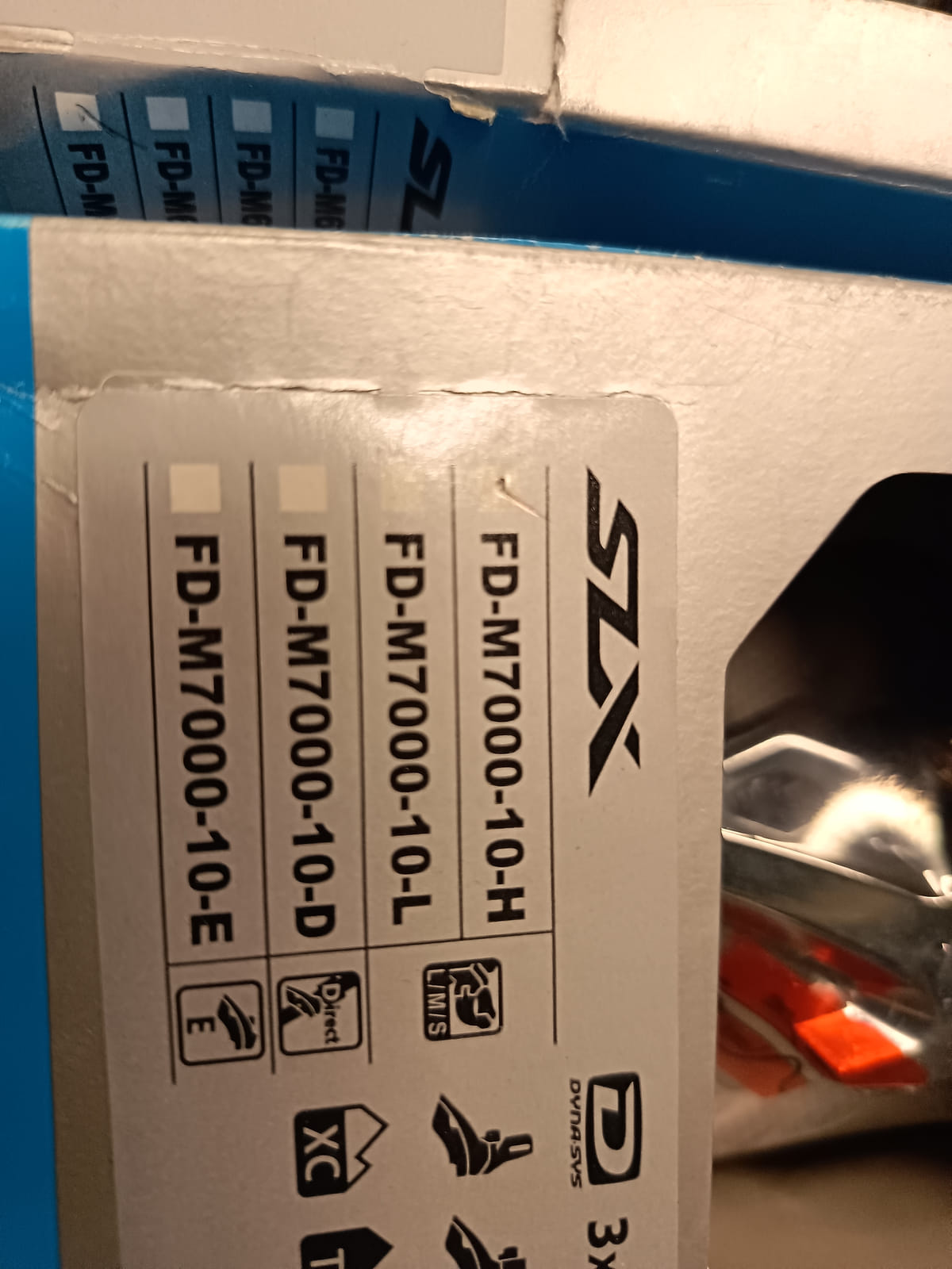konkurssihuutokaupassa Erä Shimano-polkupyörän osia – jarrulevyt, vaihtajat, vaihdevivut ja rataspakat. Esa T Tiainen Oy Oy (2820807-3) konkurssipesä
