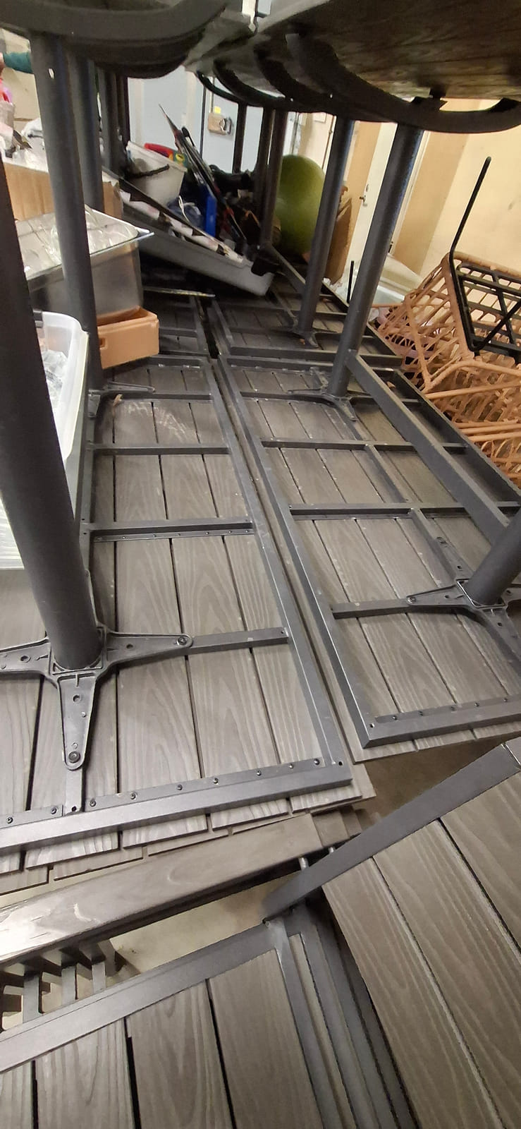 Terassikalusteet. DBD Finland Oy konkurssipesä 3426528-5