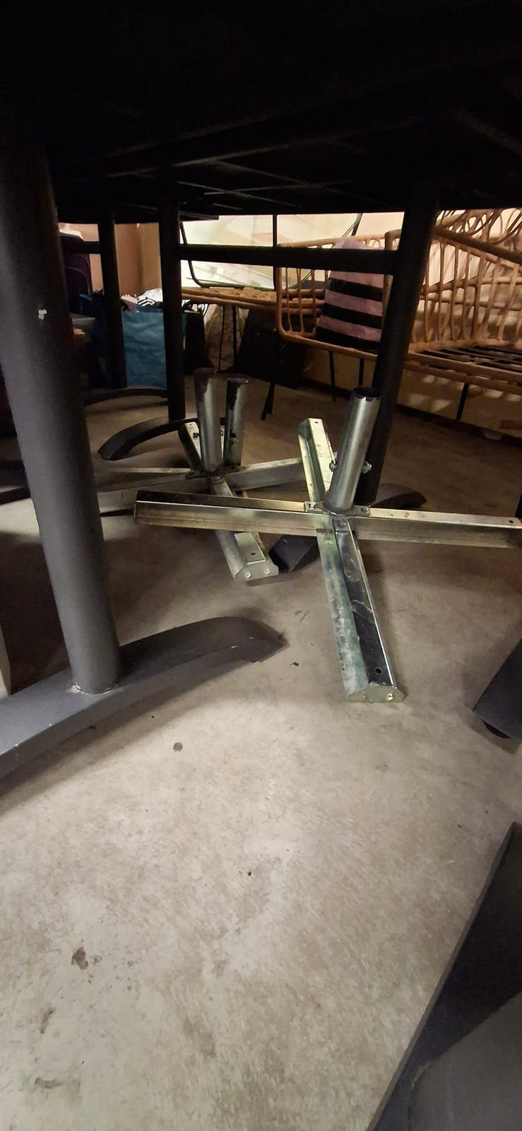 Terassikalusteet. DBD Finland Oy konkurssipesä 3426528-5