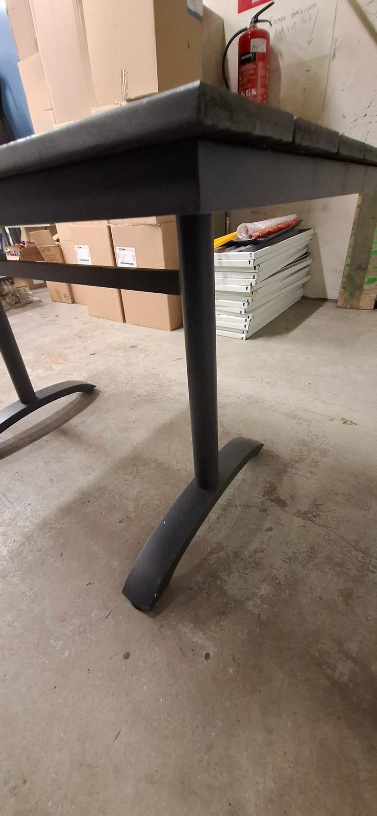 Terassikalusteet. DBD Finland Oy konkurssipesä 3426528-5