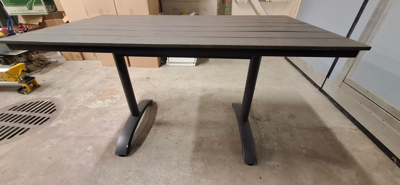 Terassikalusteet. DBD Finland Oy konkurssipesä 3426528-5