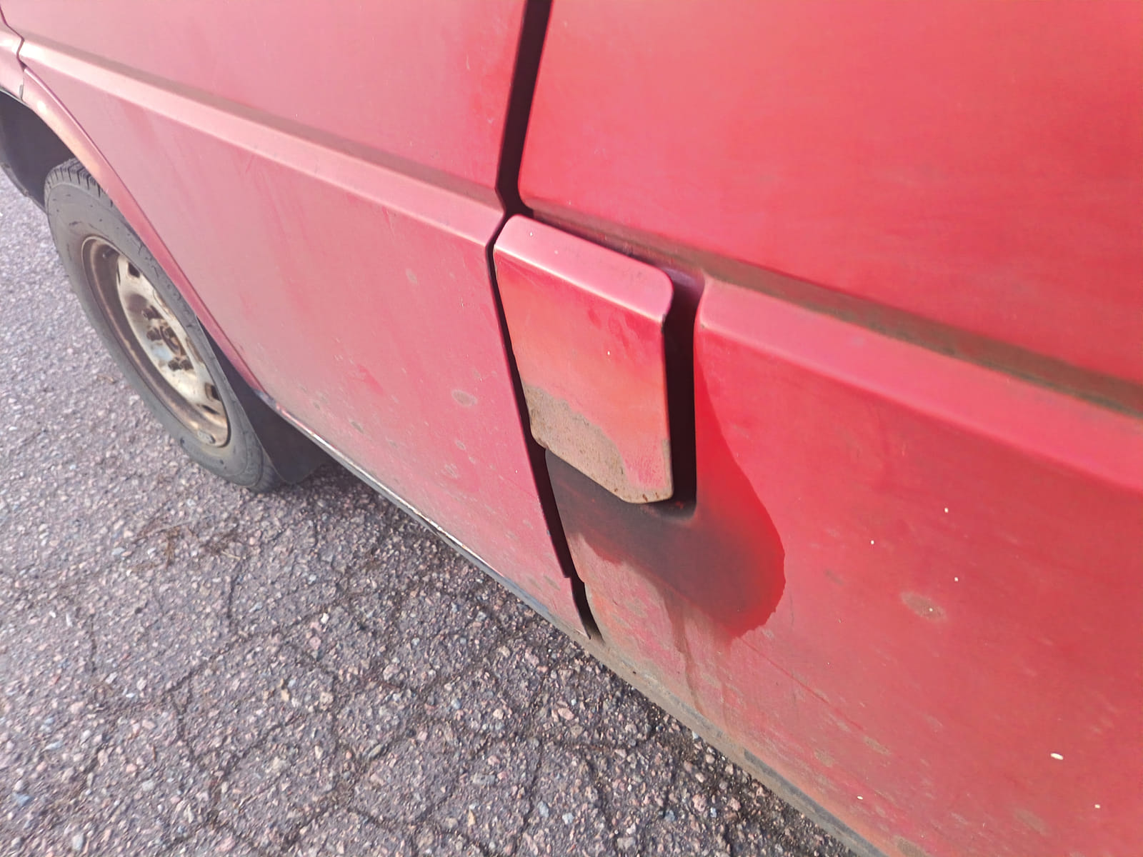 Volkswagen TRANSPORTER SYNCRO 2.4 Etelä-Kymen Työttömät ry konkurssipesä (1447802-1)