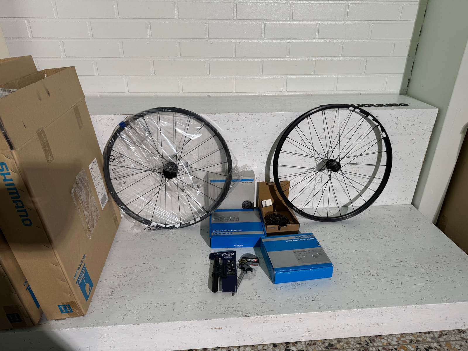 Tiainen 2.6
27.5” vanteet ja muuta tarviketta