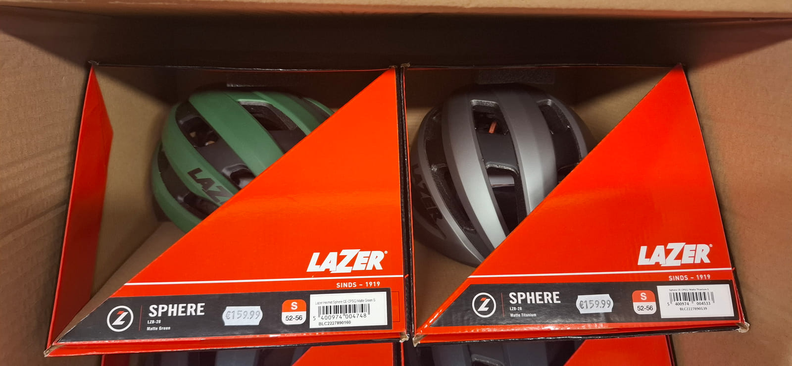 konkurssihuutokaupassa Lazer Sphere -pyöräilykypäriä (s-xl). Esa T Tiainen Oy (2820807-3) konkurssipesä