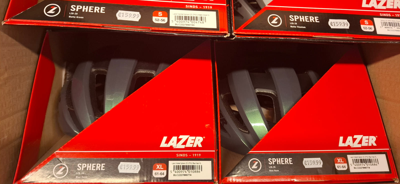 konkurssihuutokaupassa Lazer Sphere -pyöräilykypäriä (s-xl). Esa T Tiainen Oy (2820807-3) konkurssipesä