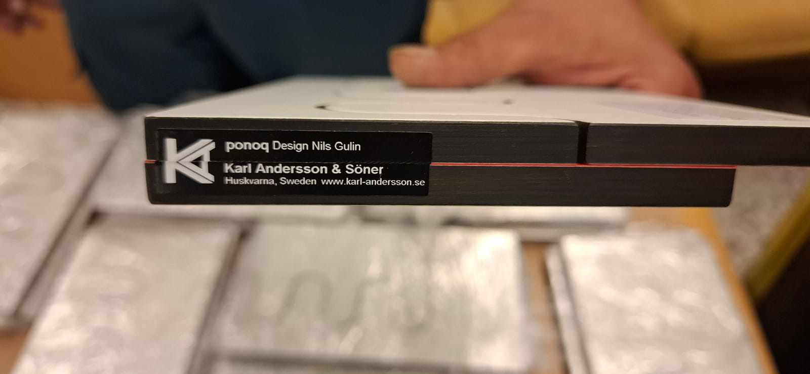 Karl Andersson & Söner Ponoq -seinänaulakot. Esa T Tiainen Oy (2820807-3) konkurssipesä
